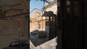 Smoke B doors easier on Dust 2 #shorts #csgo #cs2