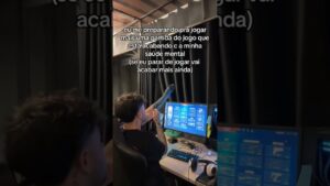 Se eu parar, parece que piora a situação 😔 #viral #valorant #csgo #r6 #shorts